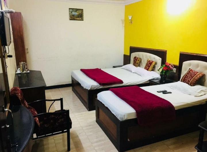 אוטי Hotel Mystique Inn מראה חיצוני תמונה