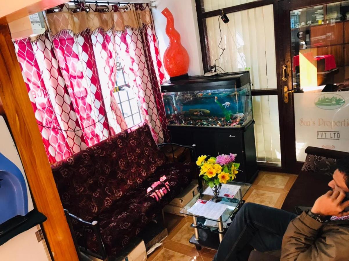 אוטי Hotel Mystique Inn מראה חיצוני תמונה