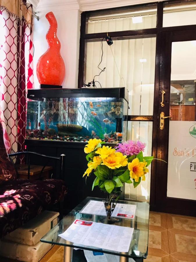 אוטי Hotel Mystique Inn מראה חיצוני תמונה