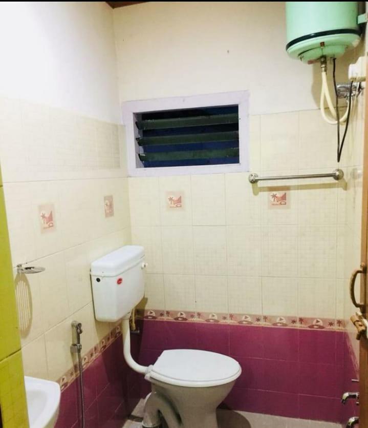 אוטי Hotel Mystique Inn מראה חיצוני תמונה