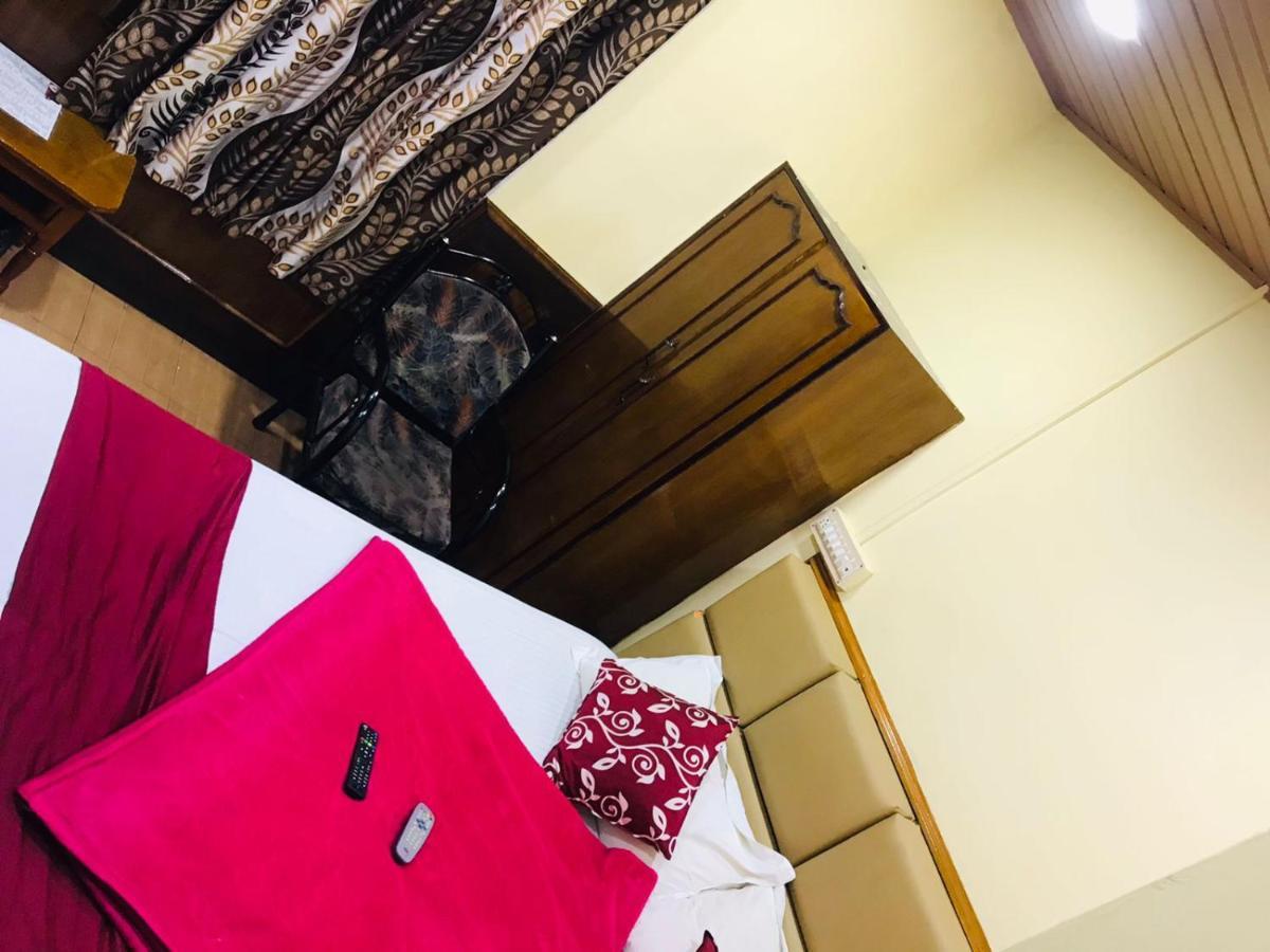 אוטי Hotel Mystique Inn מראה חיצוני תמונה