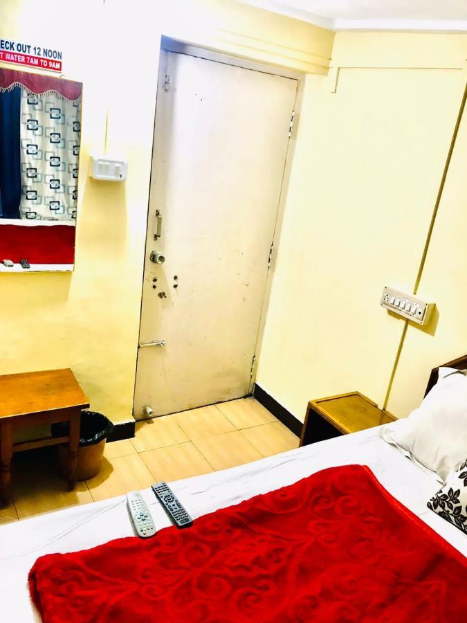 אוטי Hotel Mystique Inn מראה חיצוני תמונה