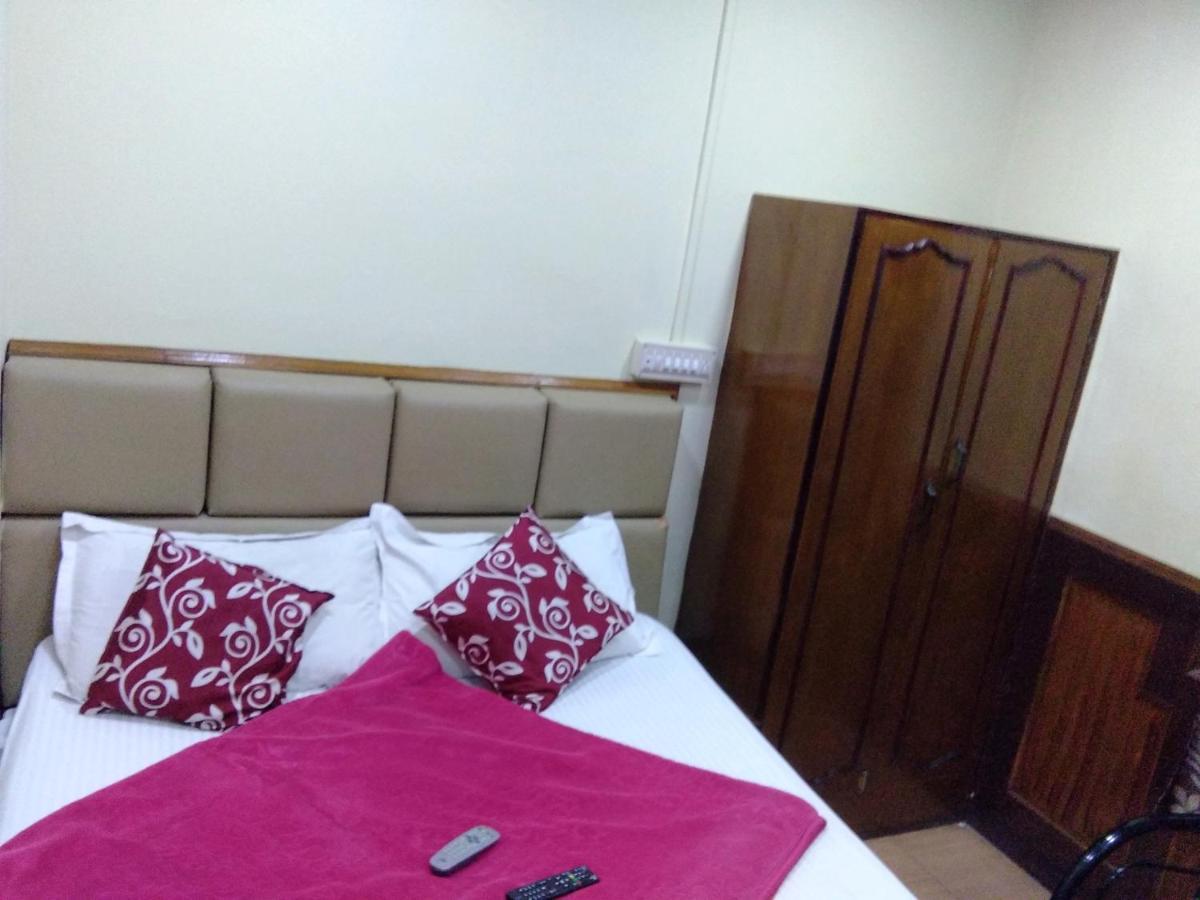 אוטי Hotel Mystique Inn מראה חיצוני תמונה