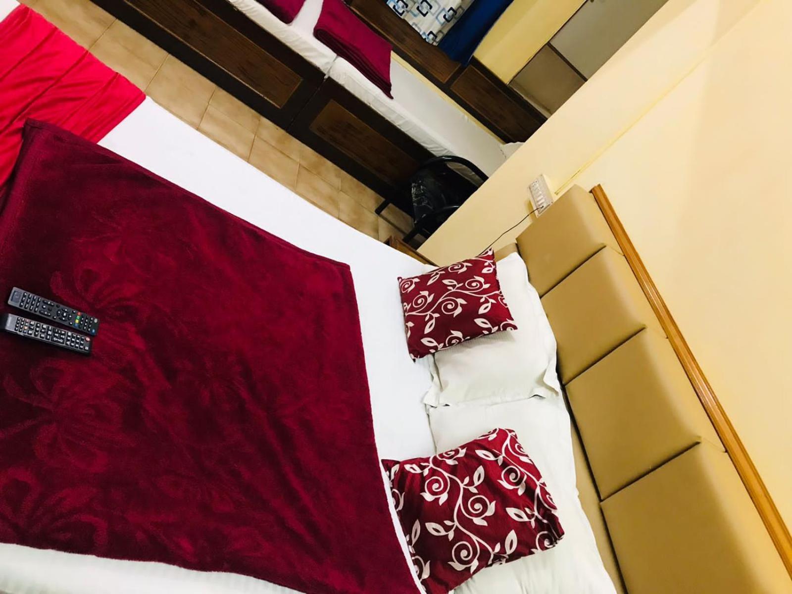 אוטי Hotel Mystique Inn חדר תמונה